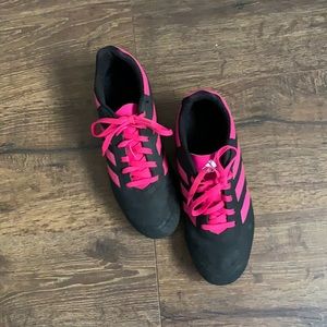 Girls Adidas soccer cleats pink black size 4.5